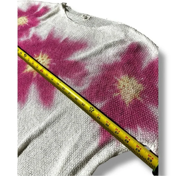 Pol Floral Pink and White Sheer Knit Women's Poncho Style 3/4 Sleeve Top - Picture 12 of 16